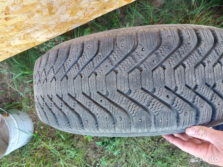 Goodyear UltraGrip 500 R16