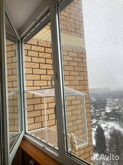 Балкон для кота, решека на окно антикот