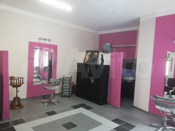 Помещение свободного назн., 62.7 м² Салон красоты