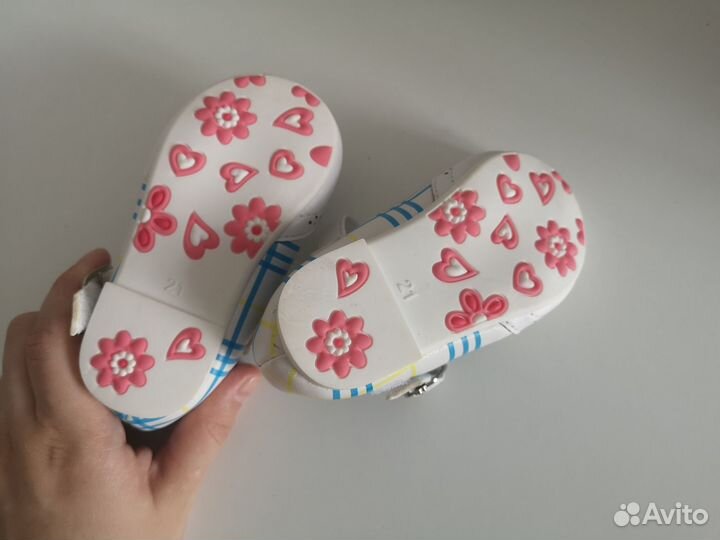 Туфли для малышки новые
