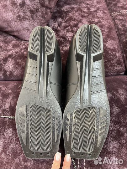 Лыжные ботинки 40