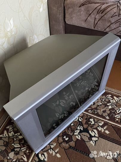 Телевизор 29