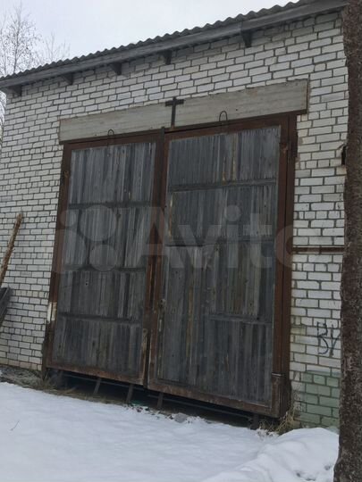 Гараж, > 30 м²