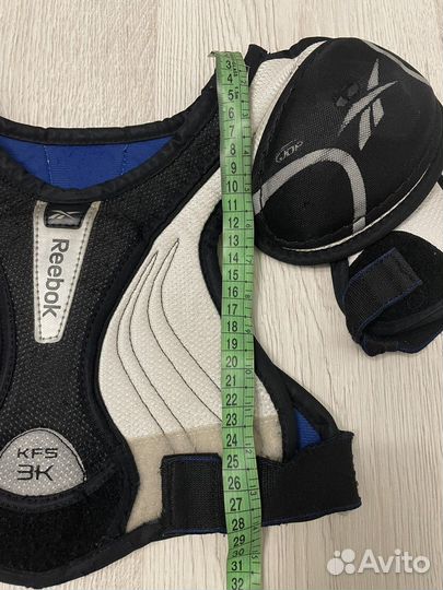 Нагрудник хоккейный детский