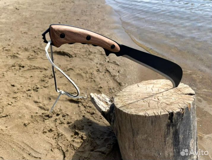 Топор кованый