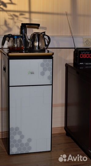 Кулер с чайным столиком Тиабар Ecotronic TB1-LE