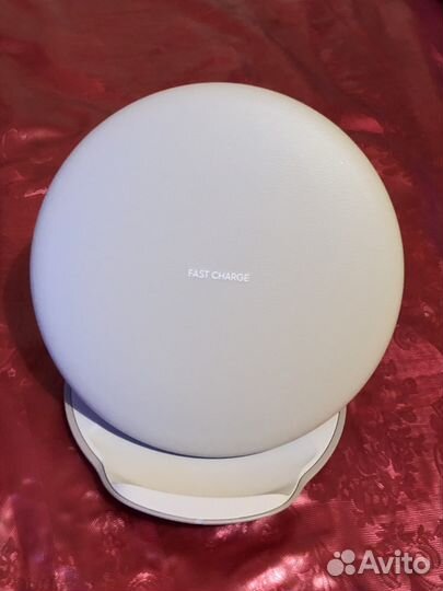 Беспроводная зарядка.новая