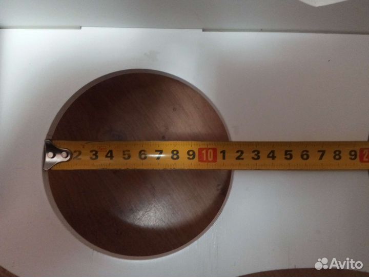 Стойка для мисок,лежанка,для небольших пород собак