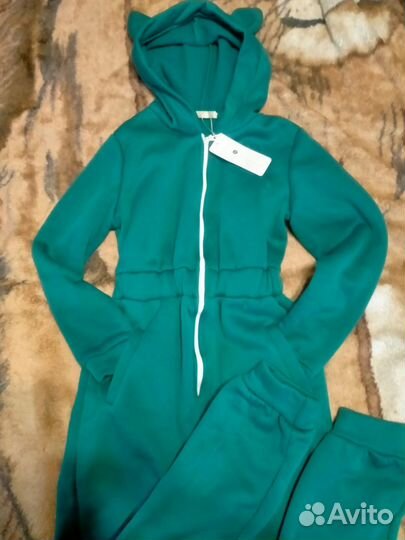 Комбинезон женский утепленный