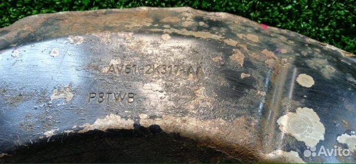 Пыльник тормозного диска задний левый Ford Focus 3