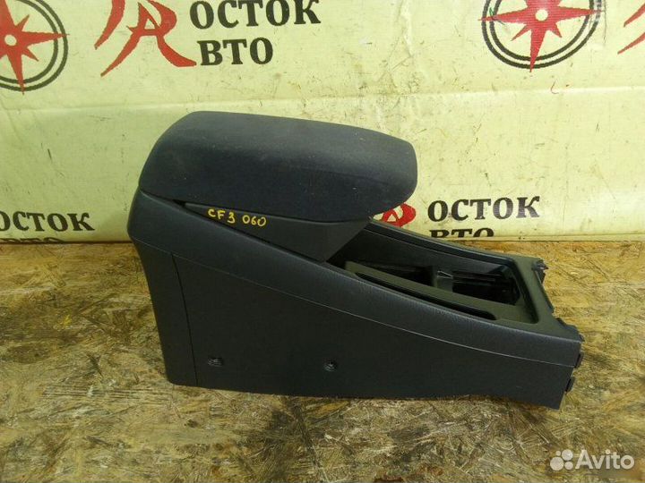 Подлокотник Honda Torneo CF3