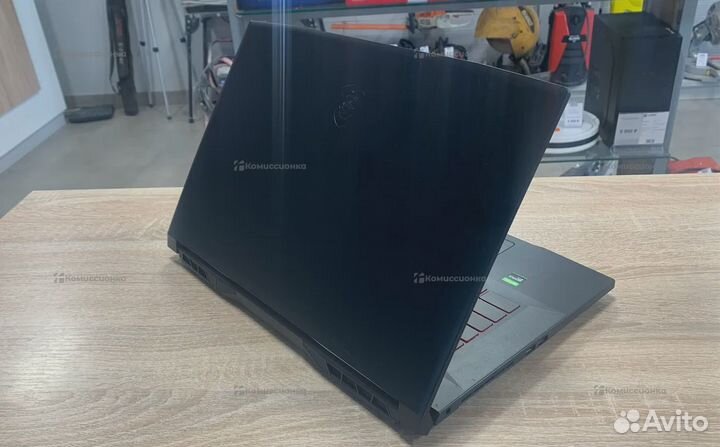 Ноутбук MSI Katana GF76 11SC