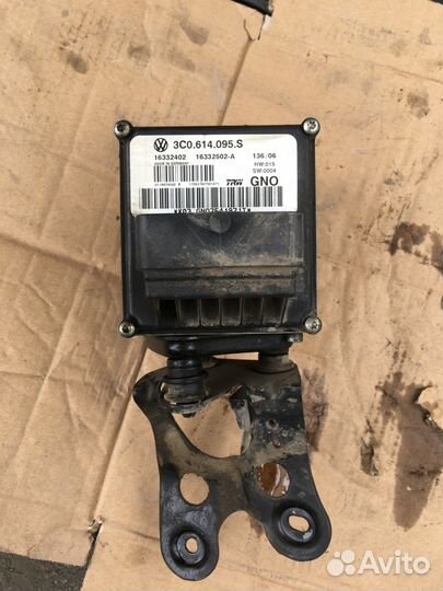 VW Passat B6 Блок ABS 2.0 TDI