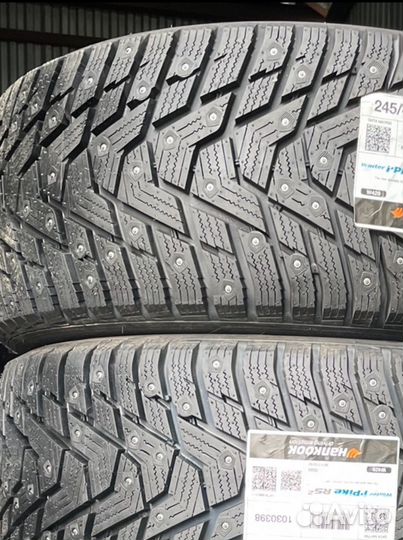 Hankook Winter I'Pike RS2 W429 245/40 R19 98T