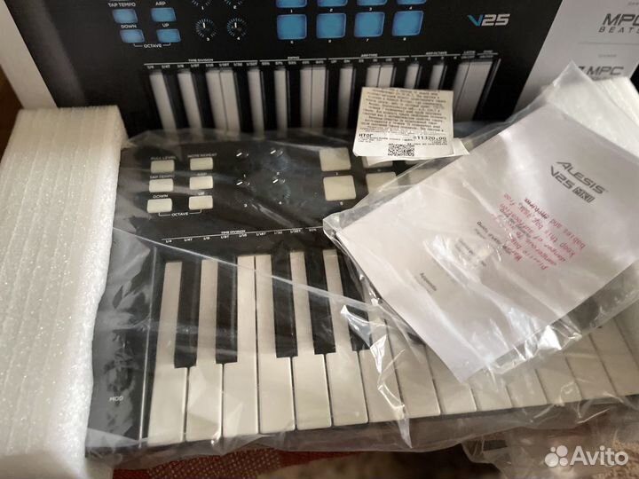 Midi-клавиатура Alesis V25 mkii, 25 клавиш