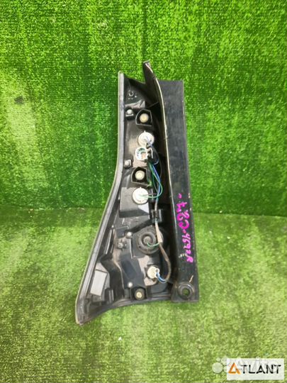 Фонарь задний правый nissan serena