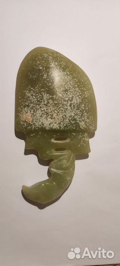 Нефритовая китайская фигура