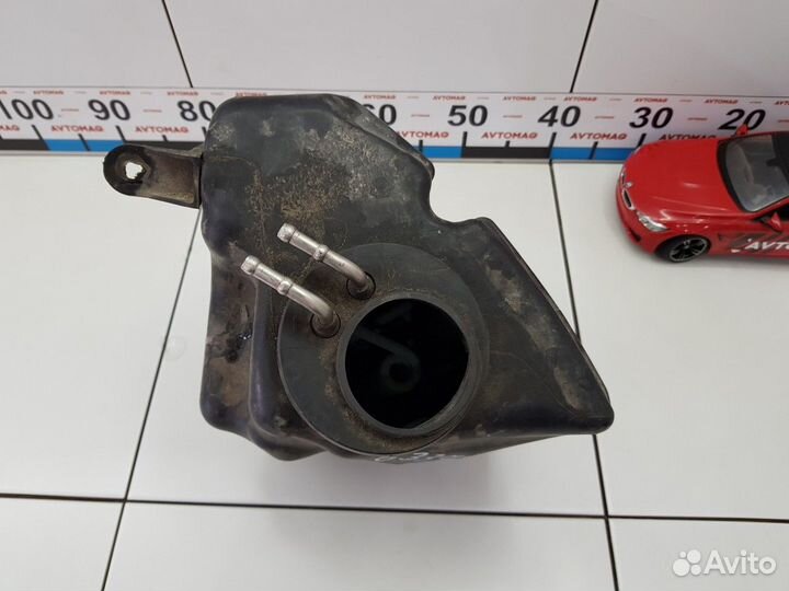 Бачок омывателя (Mercedes-Benz S-class)