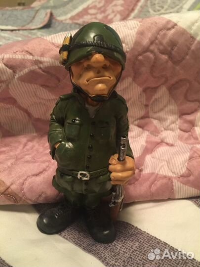 Статуэтки-сувениры