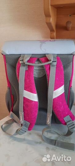 Рюкзак школьный для девочки новый