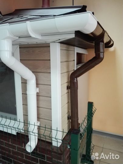 Пластиковый водосток
