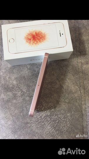 iPhone SE, 32 ГБ