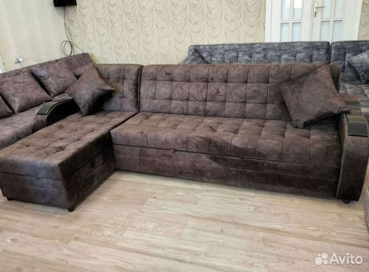 Угловой диван в наличии не б/у