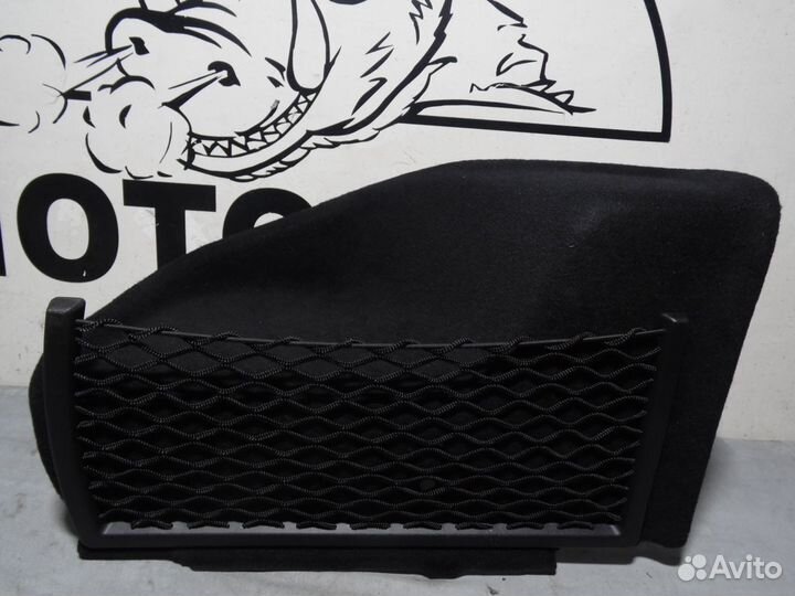 Обшивка багажника Лексус лс