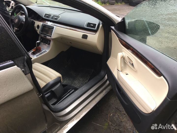 1 В наличии салон Volkswagen Passat сс