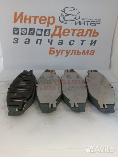 0446526050 Колодки тормозные передние Toyota Hiace