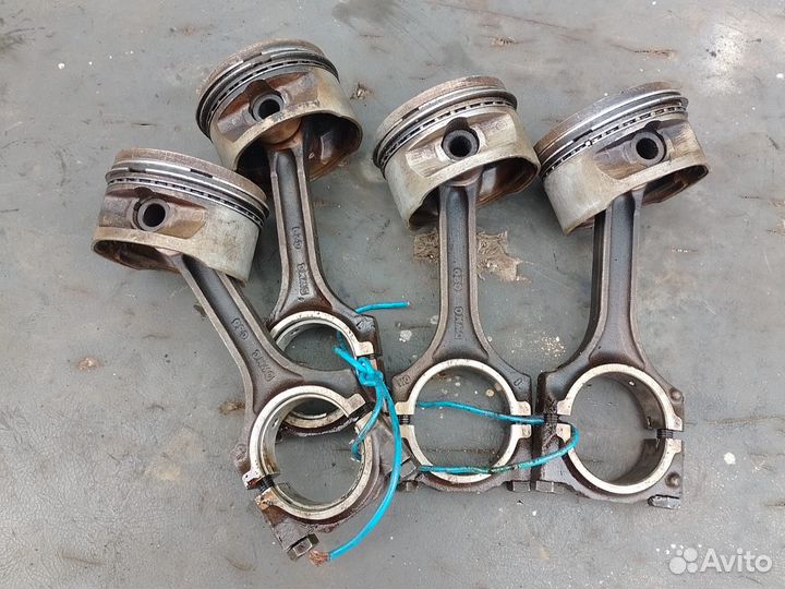 Daewoo Nexia 1.5 8кл G15MF Поршень с шатуном