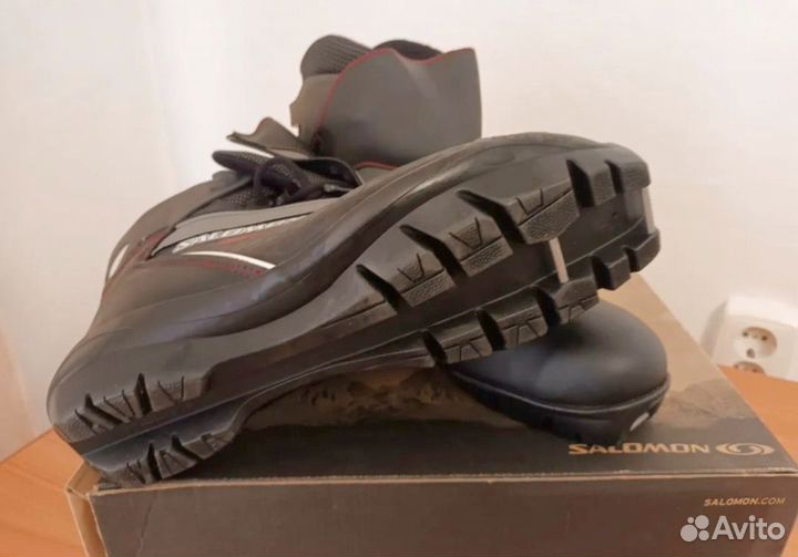 Лыжные ботинки salomon sns