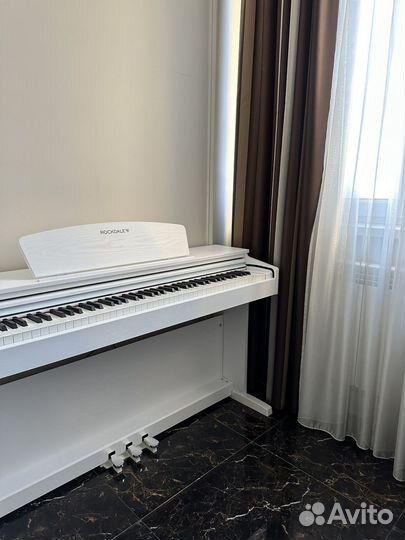 Цифровое пианино rockdale