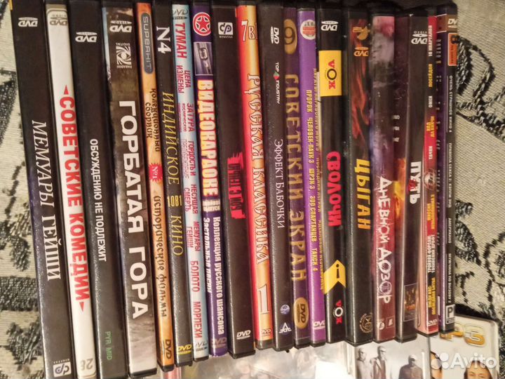 Видеокассеты видио диски