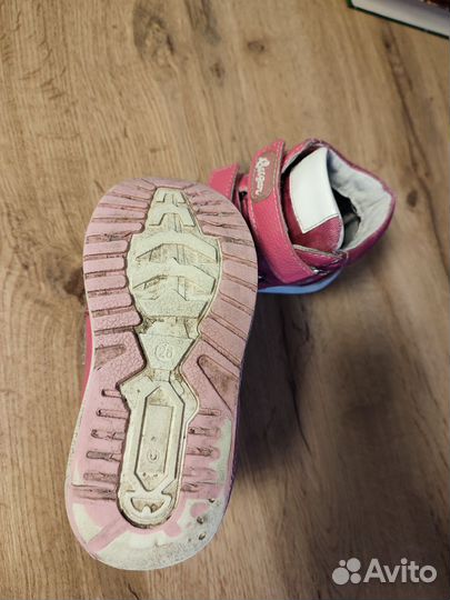 Ботинки демисезонные для девочки 26 размер