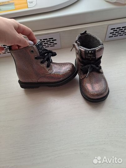 Ботинки на девочку 23 размер