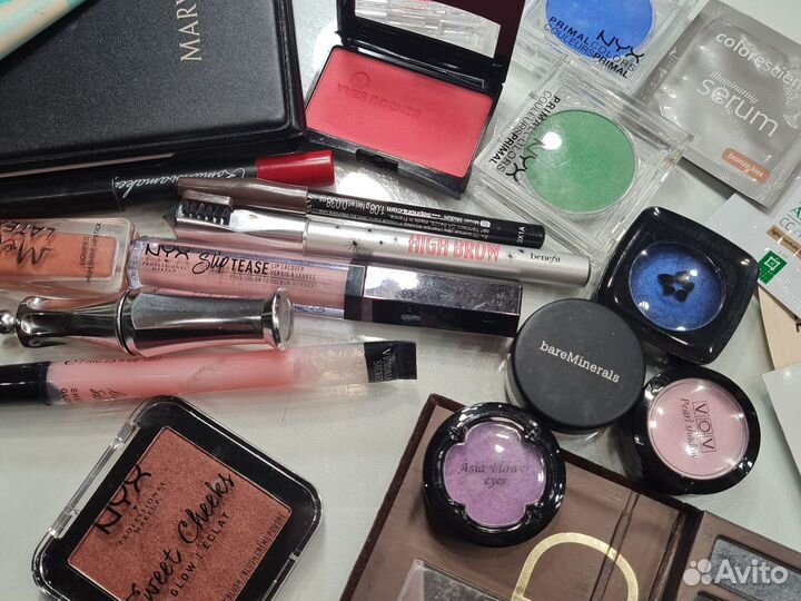 Набор косметики пакетом,палитра теней urban decay