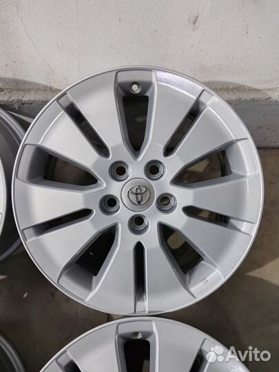 Диски R17 5x114.3 Toyota original