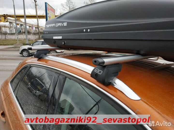 Багажник на крышу Audi Q3 с интегрир. рейлингом