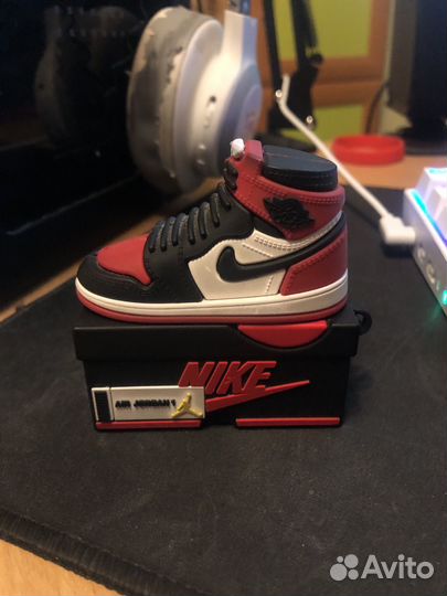 Чехол на airpods pro