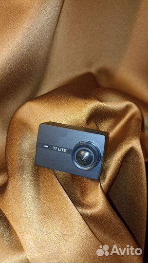 Экшн видеокамера xiaomi Yi Lite 4k