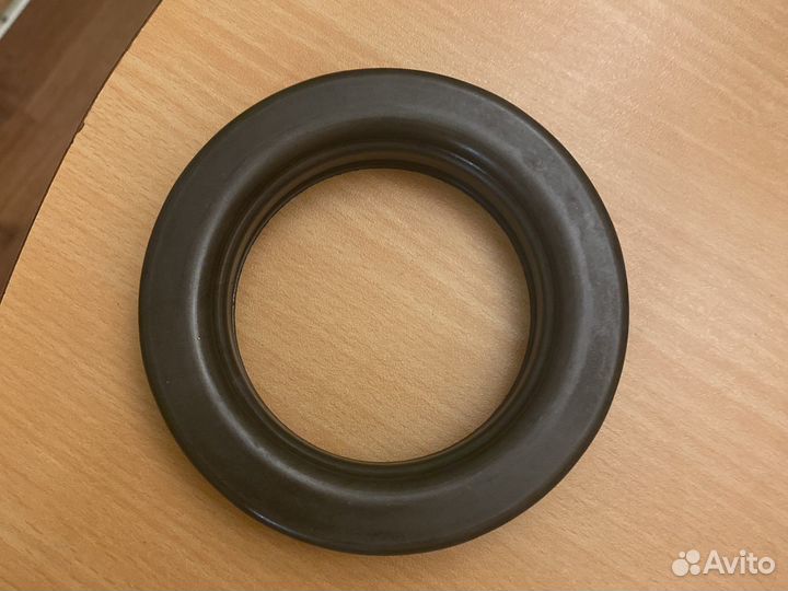 Опорный подшипник на французское авто