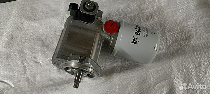 Двигатель вентилятора гидравлического охлаждения