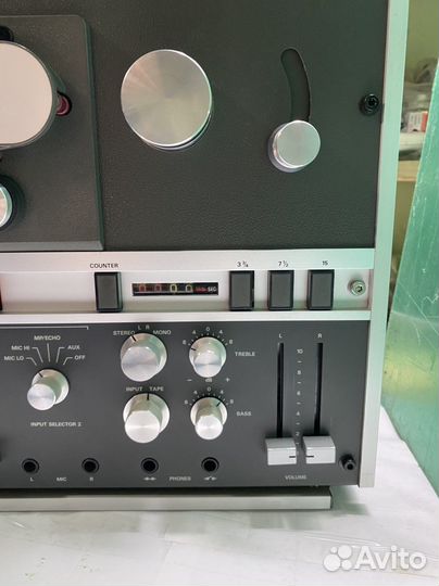 Studer revox A-700 студийный магнитофон