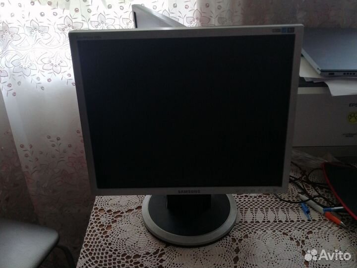 Монитор Samsung 940N