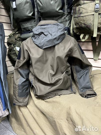 Куртка softshell PRO с мембраной