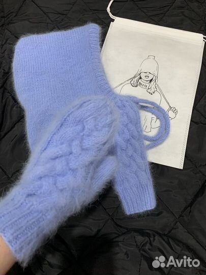 Варежки женские вязанные