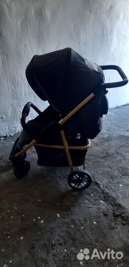 Прогулочная коляска capella