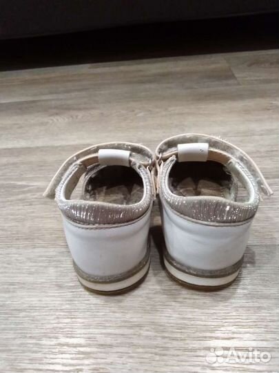 Босоножки для девочки 23 размер