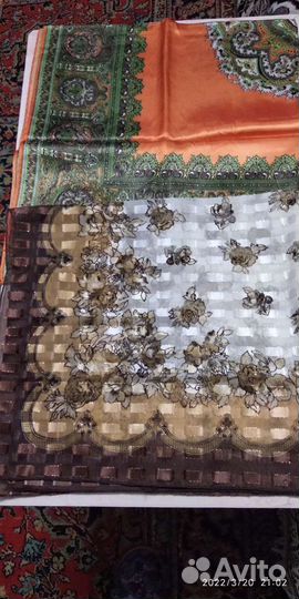 Вязаные носки и следки,платочки женские